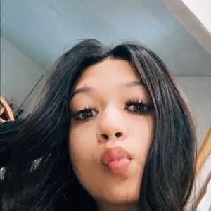 Meet your Posher, Aileen